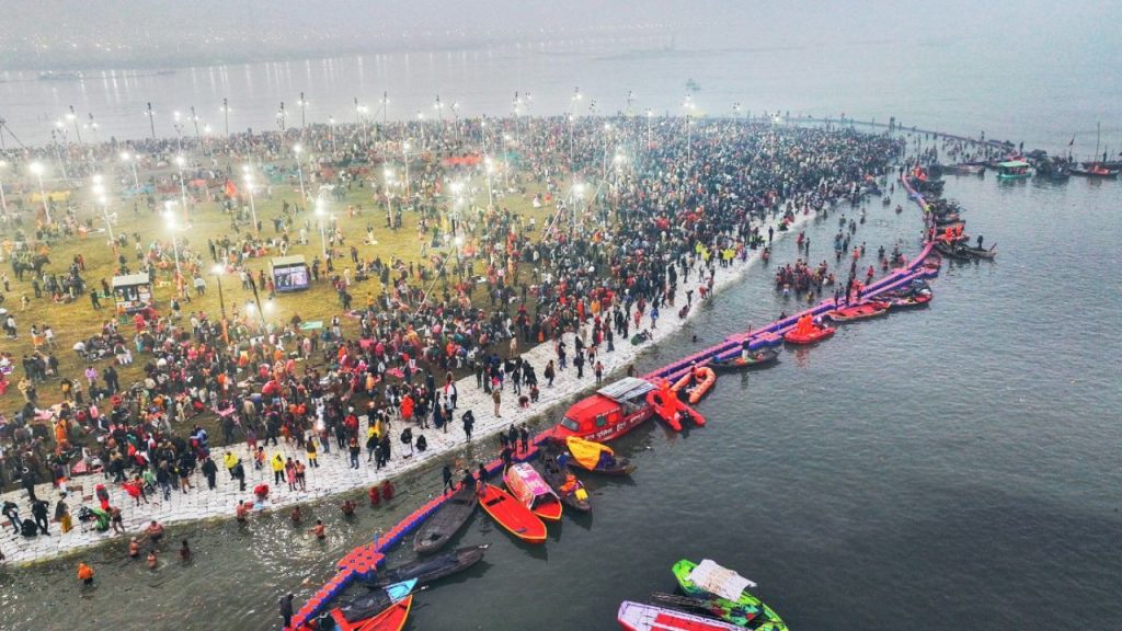 Mahakumbh 2025 : महाकुंभ 2025 में होगा बम ब्लास्ट!, सूचना के बाद त्रिवेणी संगम पर मचा हड़कंप  
