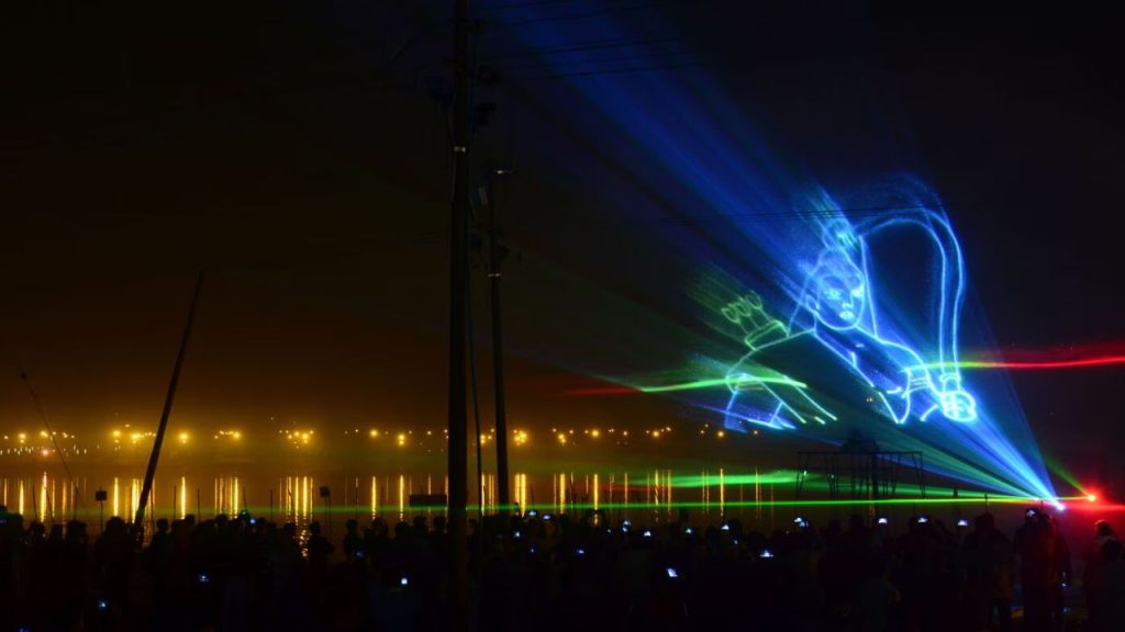 Mahakumbh 2025 : लेजर शो बढ़ाएंगे महाकुंभ की भव्यता !, संगम तट पर दिव्य नजारा