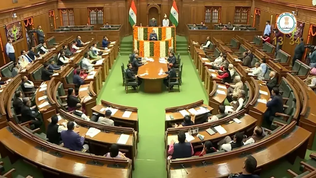 Delhi Assembly : आज पेश होगी CAG रिपोर्ट.. टेंशन में केजरीवाल! दिल्ली विधानसभा में हंगामे के आसार