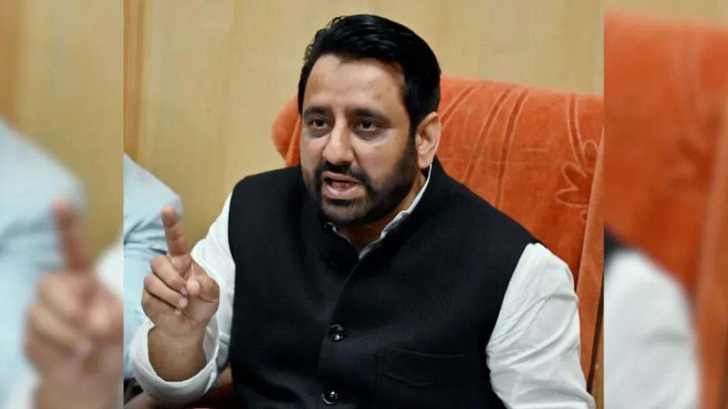 Delhi : AAP विधायक अमानतुल्लाह खान को बड़ी राहत, कोर्ट ने गिरफ्तारी पर लगाई रोक