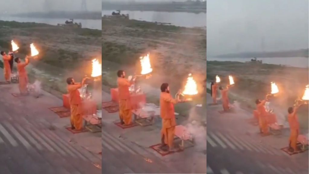 Yamuna River : दिल्ली में ‘बनारस’ जैसी शाम, सरकार बदलते ही जगमगा उठा यमुना घाट 
