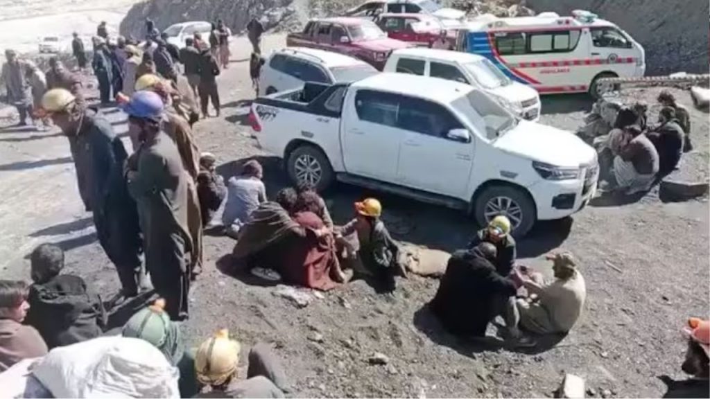 Balochistan Blast : धमाके से दहला पकिस्तान! बलूचिस्तान ब्लास्ट में 11 लोगों की हुई मौत 