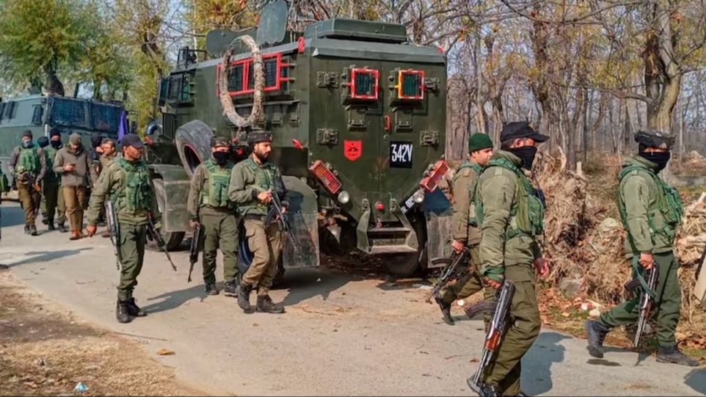 Jammu-Kashmir : जम्मू-कश्मीर में सेना की गाड़ी पर बड़ा अटैक, कई राउंड की गई फायरिंग  