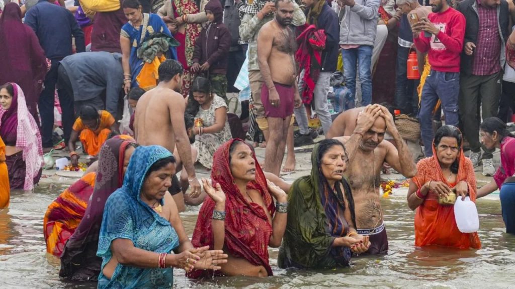 Mahakumbh 2025 : Telegram पर बिक रही महाकुंभ में नहाने वाली महिलाओं की विडियो!, क्या है सच्चाई? 