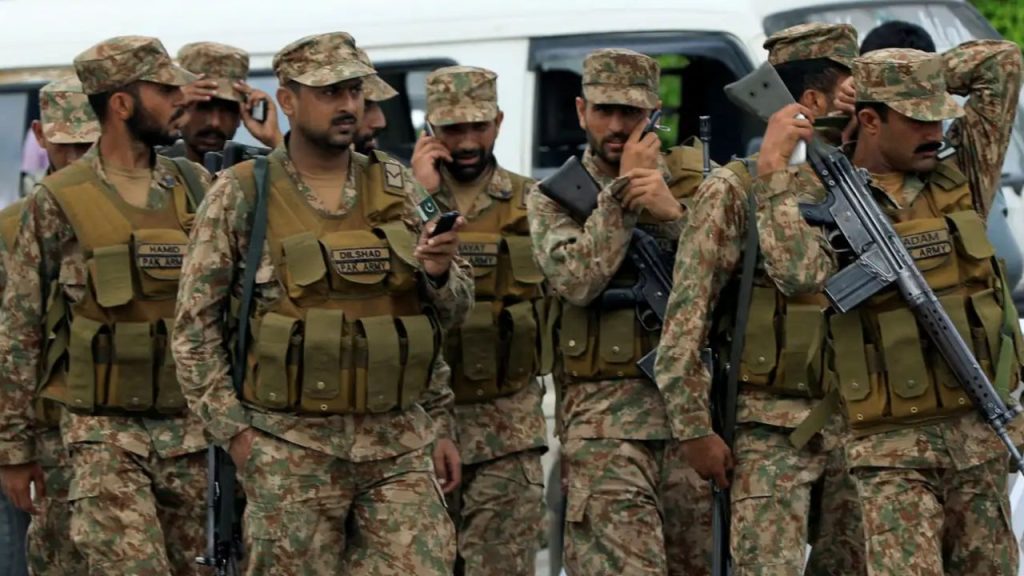 Pakistan : ‘टेरर अटैक का काउंटडाउन’!, पाकिस्तानी आर्मी ने आतंकियों पर बरसाया कहर 
