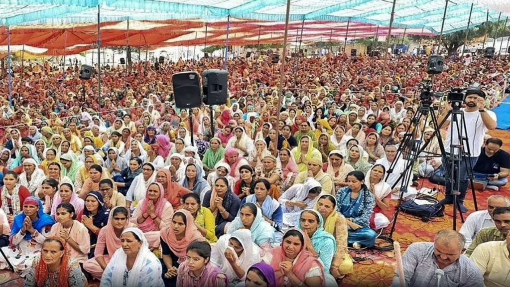 Hathras Stampede: हाथरस भगदड़ कांड की रिपोर्ट आई सामने, 121 लोगों की मौत का जिम्मेदार कौन?