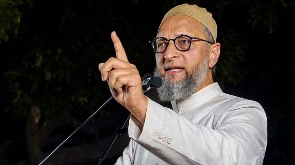 AIMIM Foundation Day: ओवैसी ने BJP पर साधा निशाना, बोले ‘शिवाजी का जनरल मुस्लिम था…’