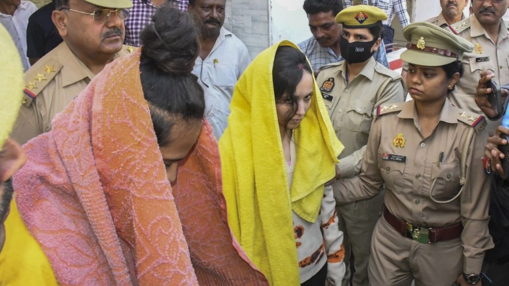 Meerut Murder Case : जेल में मुस्कान की हालत नाजुक! साहिल की बढ़ सकती हैं मुश्किलें