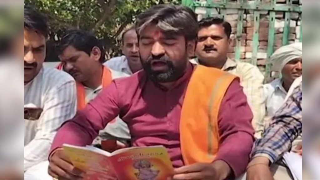 Meerut : मस्जिद के बाहर हनुमान चालीसा! मेरठ में गहराया नया विवाद