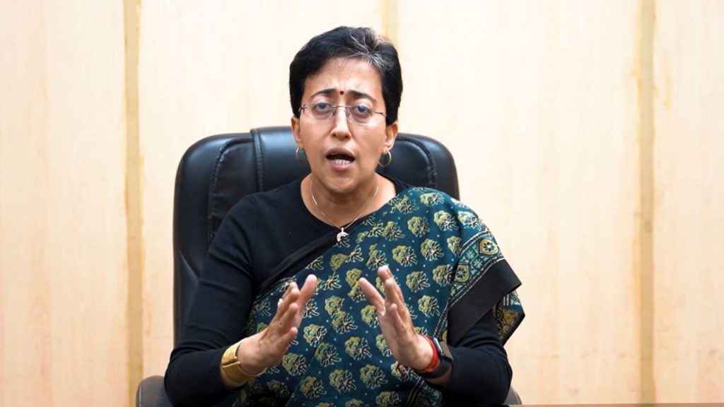Delhi Assembly Session : “महिलाओं के साथ हिंसा विधानसभा मौन…” आतिशी ने विजेंद्र गुप्ता को लिखी चिट्ठी लिखी