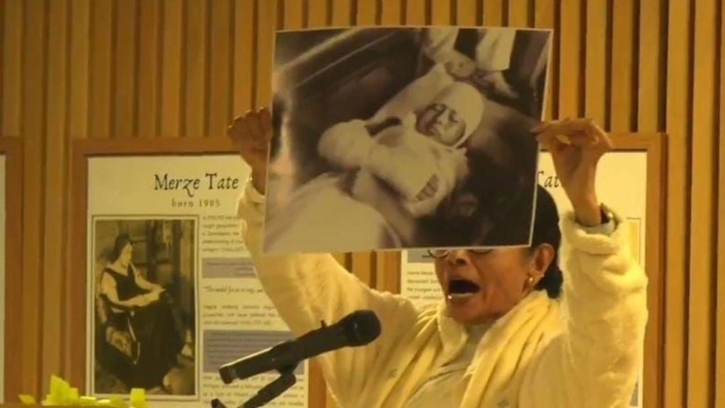 Mamata Banerjee : विदेश में बवाल हो गया…! ममता बनर्जी के भाषण के दौरान हुआ हंगामा, बोलीं “मेरा अपमान…”