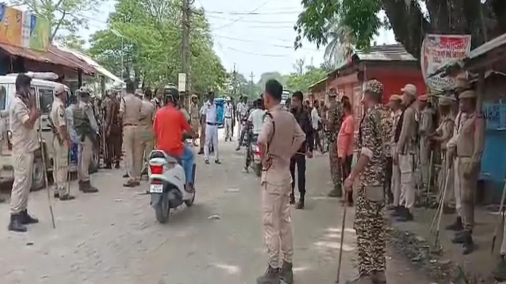 Assam : असम में वक्फ के खिलाफ हुई हिंसा, दंगाइयों ने किया पुलिस पर पथराव