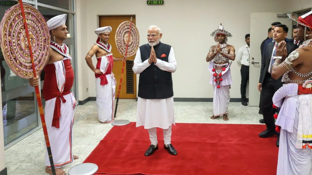 PM Modi Visit Sri-Lanka : श्रीलंका पहुंचे पीएम नरेंद्र मोदी, 7 समझौतों पर होनी है चर्चा