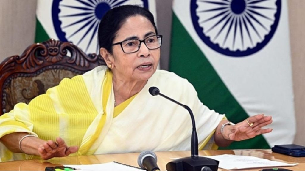 Murshidabad Hinsa : मुर्शिदाबाद हिंसा को लेकर BJP-RSS पर भड़की CM ममता, पत्र लिख लोगों से की खास अपील