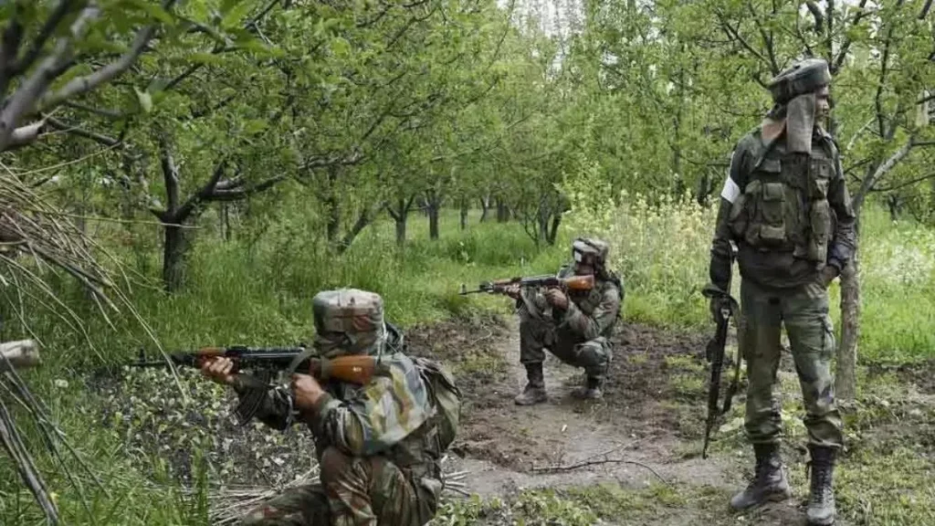 Jharkhand: झारखंड के लातेहार में हुई मुठभेड़ में दो नक्सली ढेर, एक गिरफ्तार