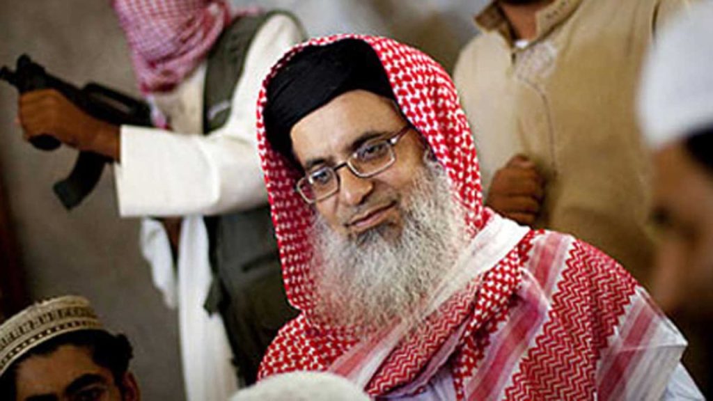 Islamabad Lal Masjid Imam : लाल मस्जिद के इमाम ने पाक आर्मी के उड़ाए होश, कहा “हिंदुस्तान में नहीं…पाकिस्तान में जुल्म”