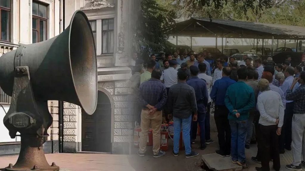 War Mock Drill : लखनऊ, वाराणसी समेत 15 जिलों में सिविल डिफेंस नेटवर्क, 7 बजते ही बजने लगेगा सायरन, चारों तरफ छाएगा अंधेरा 