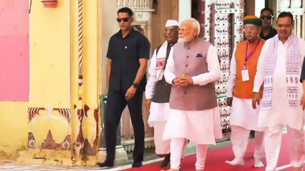 PM Modi : ऑपरेशन सिंदूर के बाद PM मोदी का पहला सार्वजनिक दौरा…कहा “22 मिनट में 22 अप्रैल का बदला …”