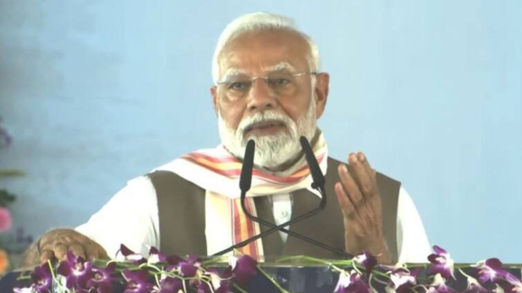 PM Modi: “आतंकी ठिकानों को खंडहर में बदला”, बिहार के काराकाट से बोले PM मोदी