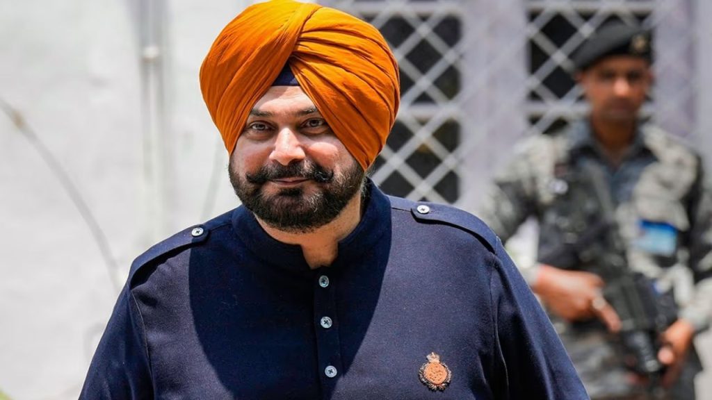 India Test Captain: सिद्धू पाजी ने दी गौतम गंभीर को नसीहत, नए टेस्ट कप्तान पर कह दी बड़ी बात
