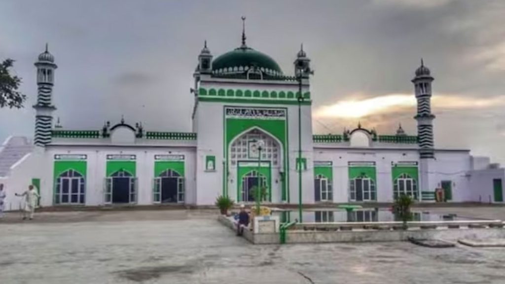 Sambhal Shahi Jama Masjid: संभल जामा मस्जिद पर मुस्लिम पक्ष को बड़ा झटका, इलाहाबाद HC ने खारिज की सिविल रिवीजन पिटीशन खारिज