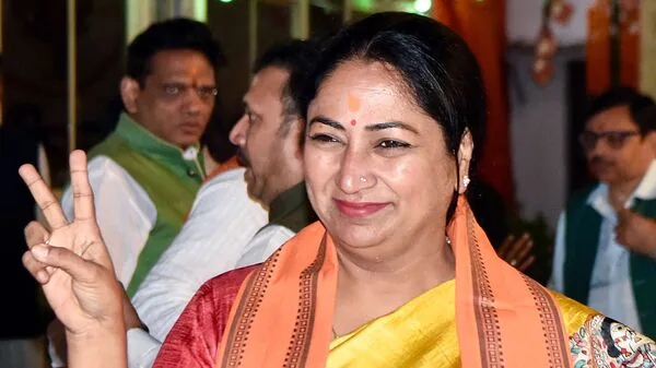 CM Rekha Gupta : दिल्ली की मुख्यमंत्री को धमकी देने वाला गिरफ्तार, आरोपी के पास वकालत की डिग्री