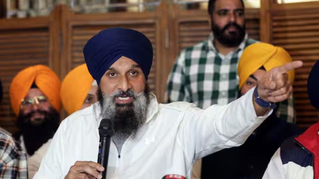 Bikram Singh Majithia : छापेमारी के बाद गिरफ्तार हुए अकाली दल के नेता, सलाखों के पीछे होंगे बिक्रम सिंह मजीठिया!