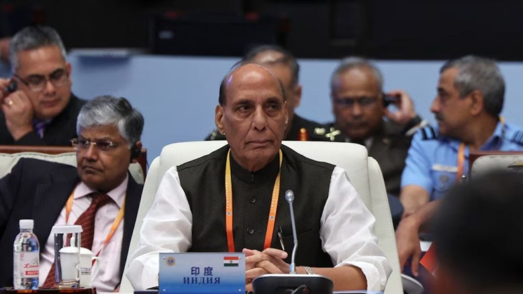 SCO SUMMIT : SCO समिट में राजनाथ सिंह की पाकिस्तान को दो टूक, कट्टरता और आतंकवाद पर कड़ा रुख