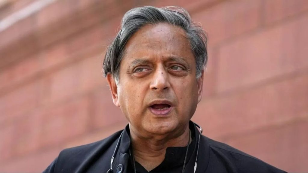 Shashi Tharoor: शशि थरूर ने राहुल गांधी के सरेंडर वाले बयान पर कांग्रेस को सुनाई खरी-खरी, बोले “ऐसे सवाल क्यों उठ रहे हैं…”