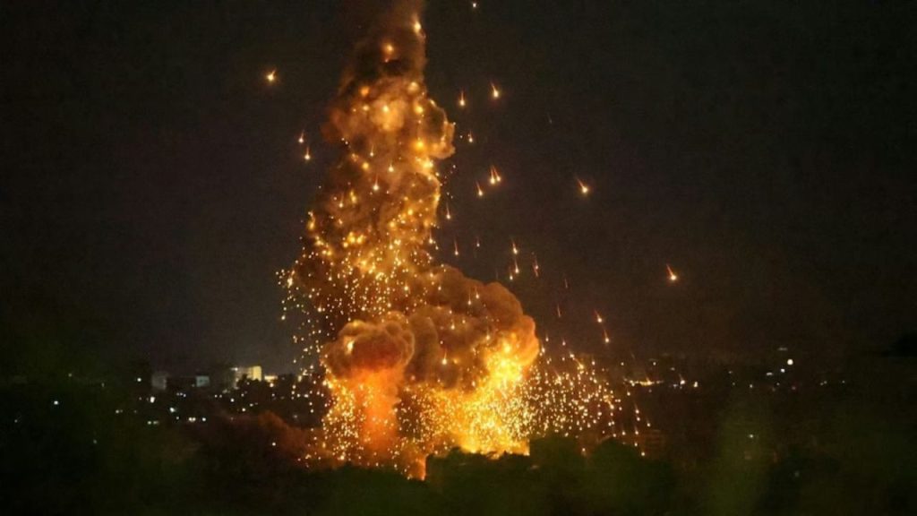 Israel Iran Attack : ईरान की अमेरिका को सीधी चेतावनी, “जो देश इजरायल के साथ वो हमारे टारगेट…”