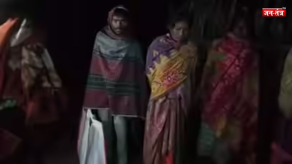 एंबुलेंस न मिली तो ₹20 के थैले में बेटे का शव लेकर बस से घर लौटा पिता