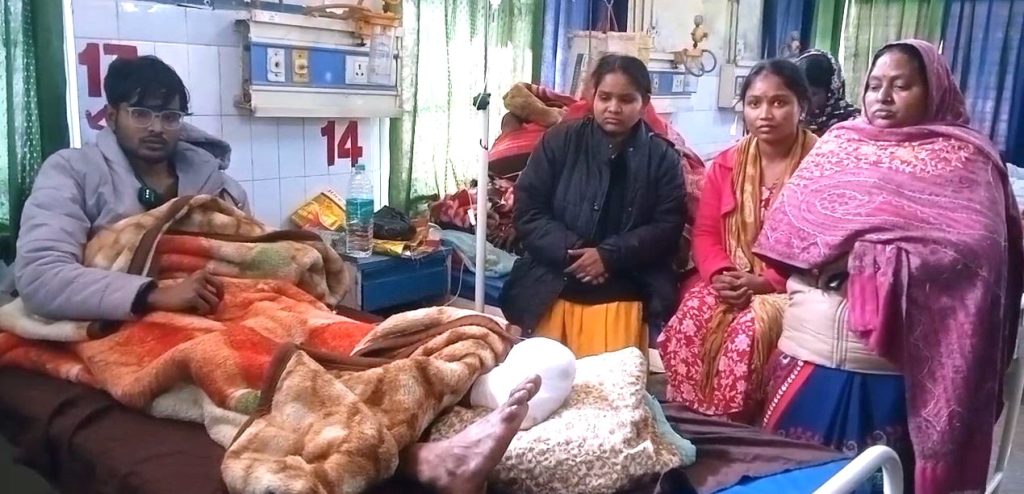 पागलपन की इंतेहा ! MBBS एडमिशन के लिए खुद को बनाया अपंग