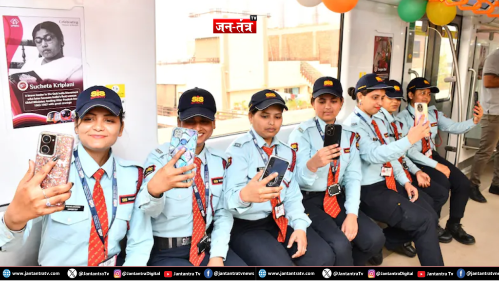 यूपी में हर तीसरी मेट्रो ट्रेन चला रही है महिला शक्ति